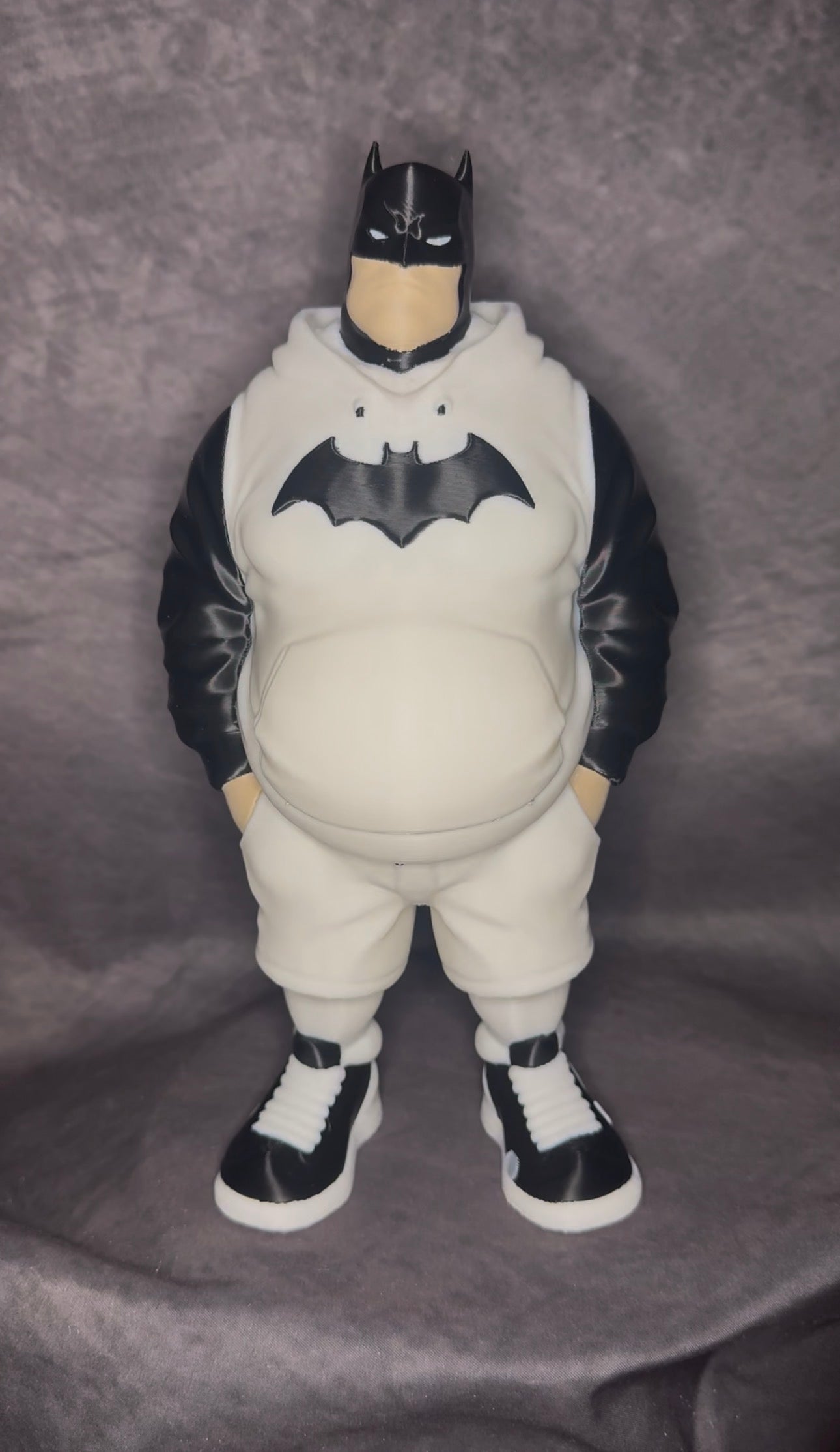 Urban Chubby Batman Inspired 3D Printed Figure – 25cm Collectible Display Statue