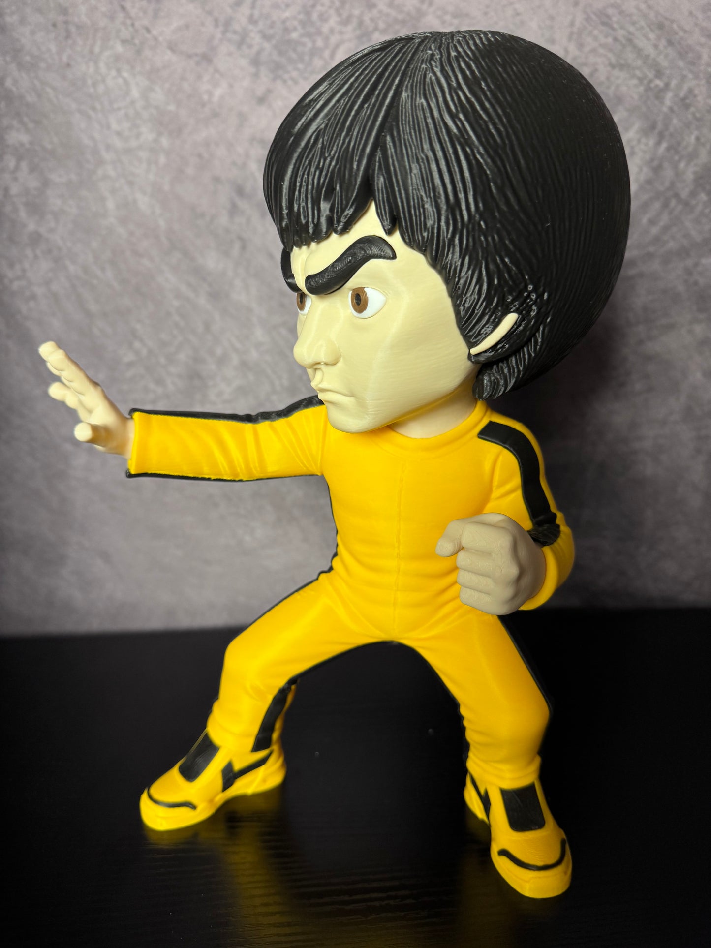 The Legend Bruce Lee Collector Figure – Large 32cm Display Model