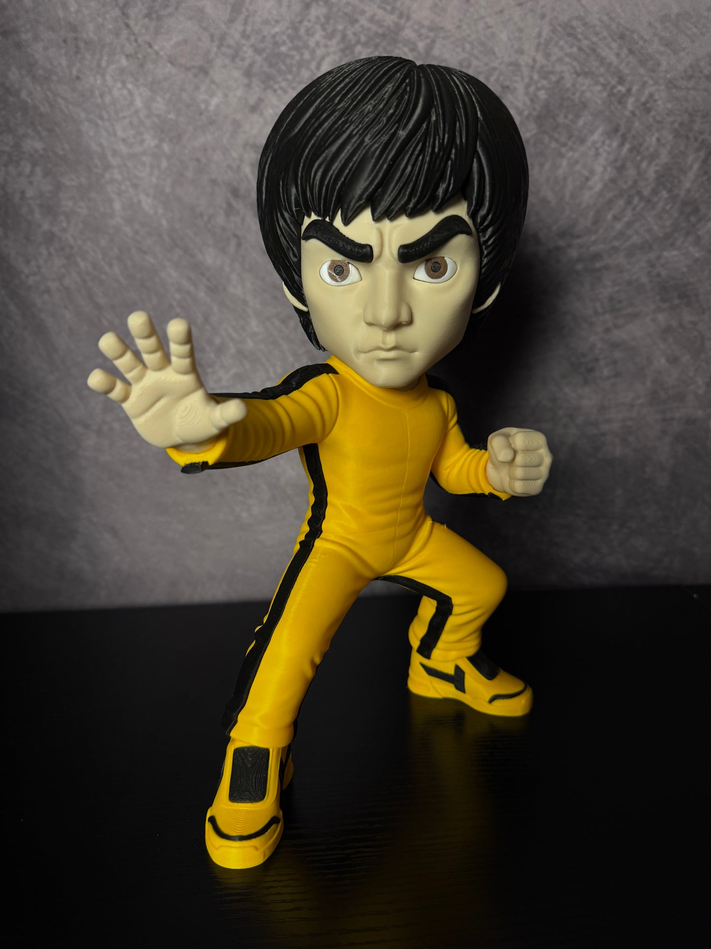 The Legend Bruce Lee Collector Figure – Large 32cm Display Model