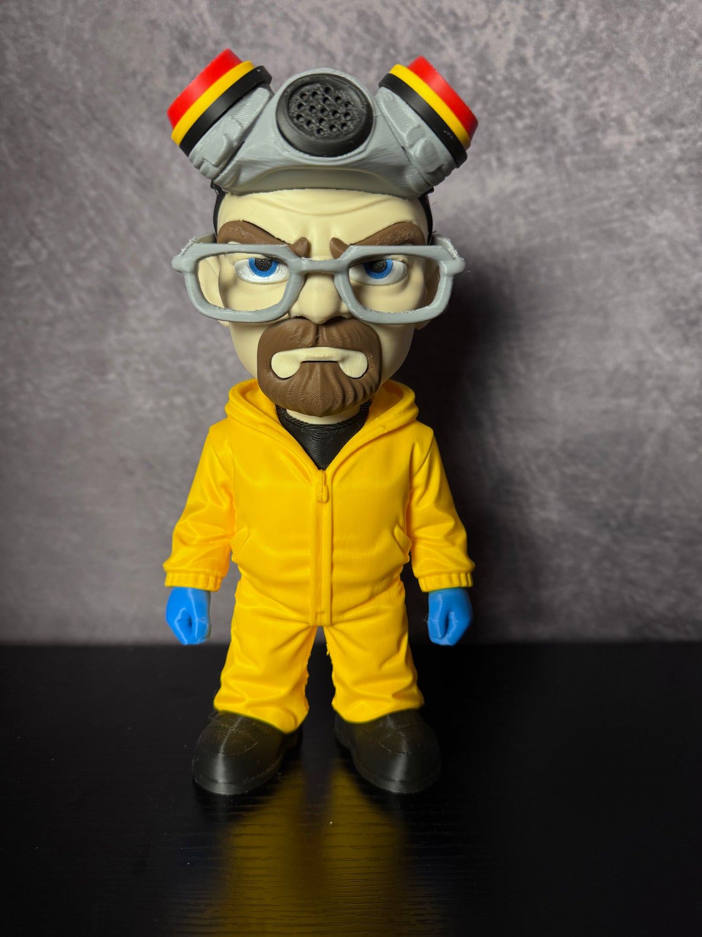 Walter White breaking bad model 23cm tall