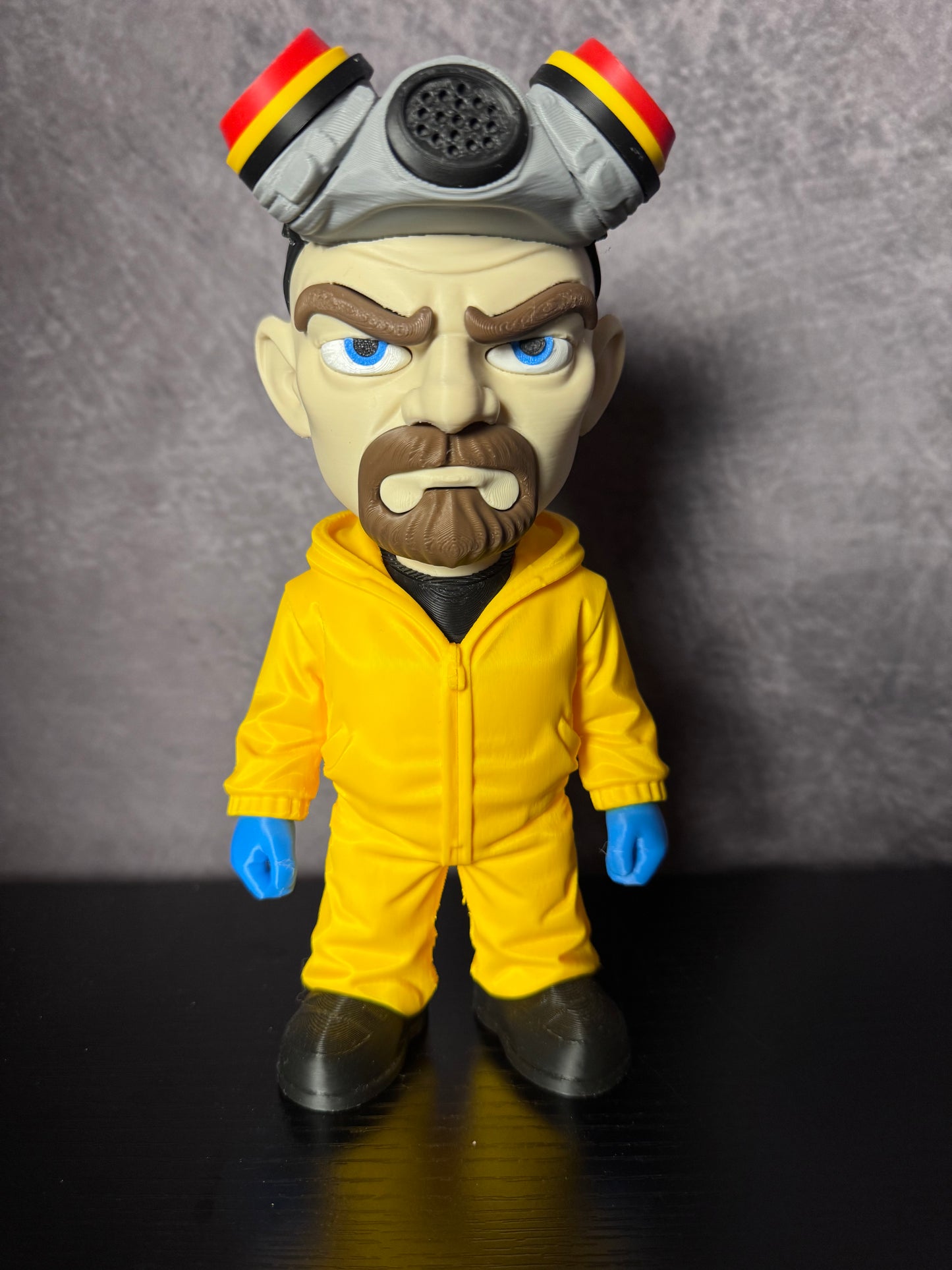 Walter White breaking bad model 23cm tall