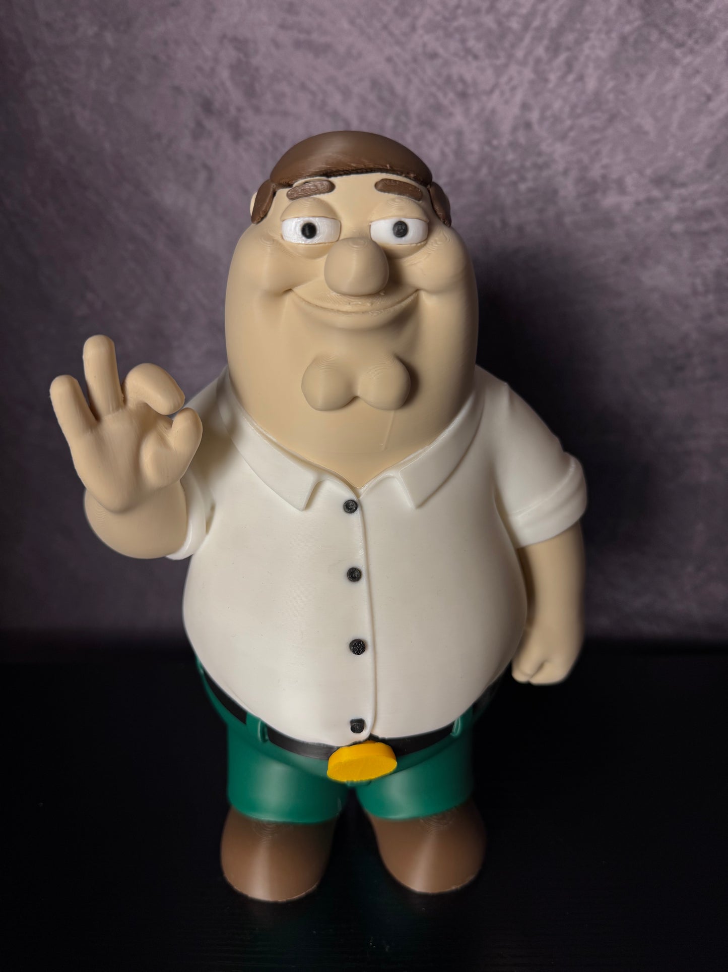 Peter Griffin Collector Figure – Large 27cm Display Model